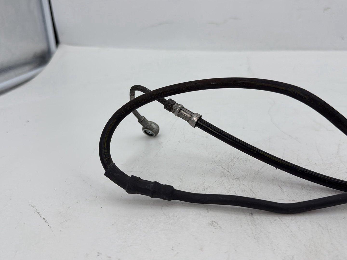 2008 Harley Touring FLHTCU Electra Glide Ultra OEM Front Brake Hose Line Pipe ABS