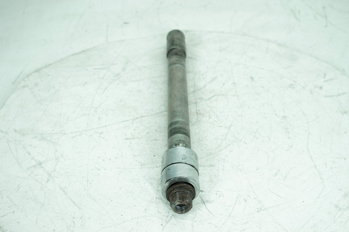 1999 - 2006 Harley-Davidson Touring Road King Police Front Wheel Axle Bolt Shaft 43364-00
