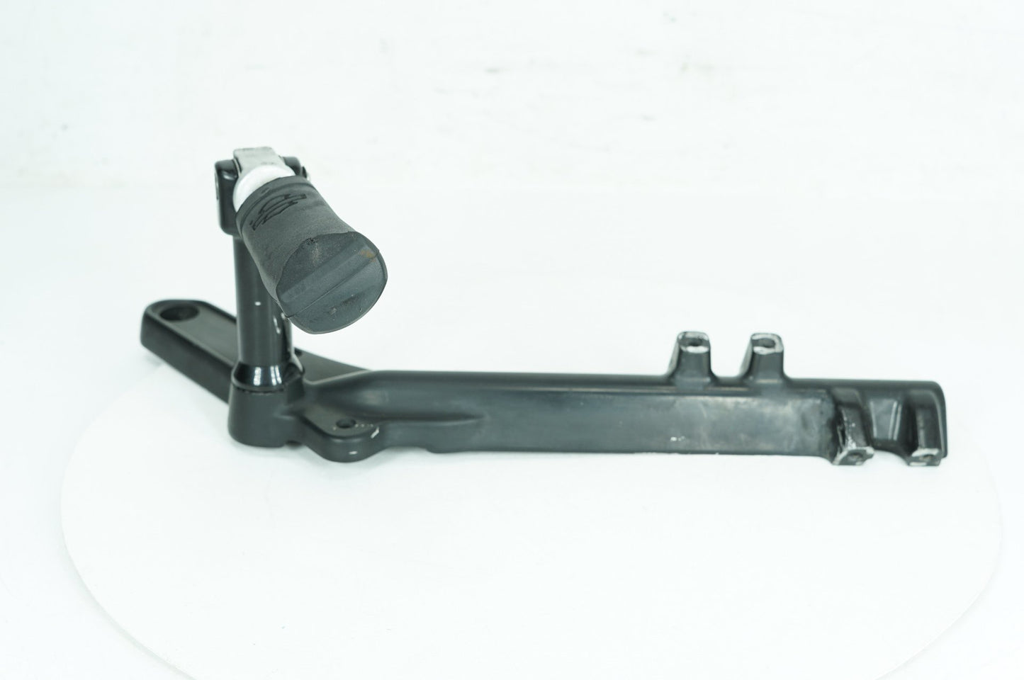 2018 - 2026 Harley-Davidson Softail Low Rider S Rear Exhaust Muffler Mount Bracket 65500064