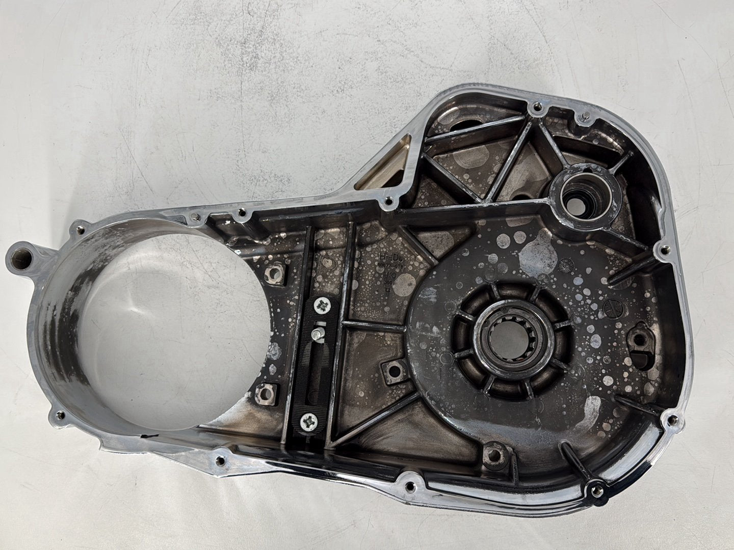 1999 - 2006 Harley-Davidson Touring Electra Glide Classic Inner Primary Clutch Cover 60677-01B