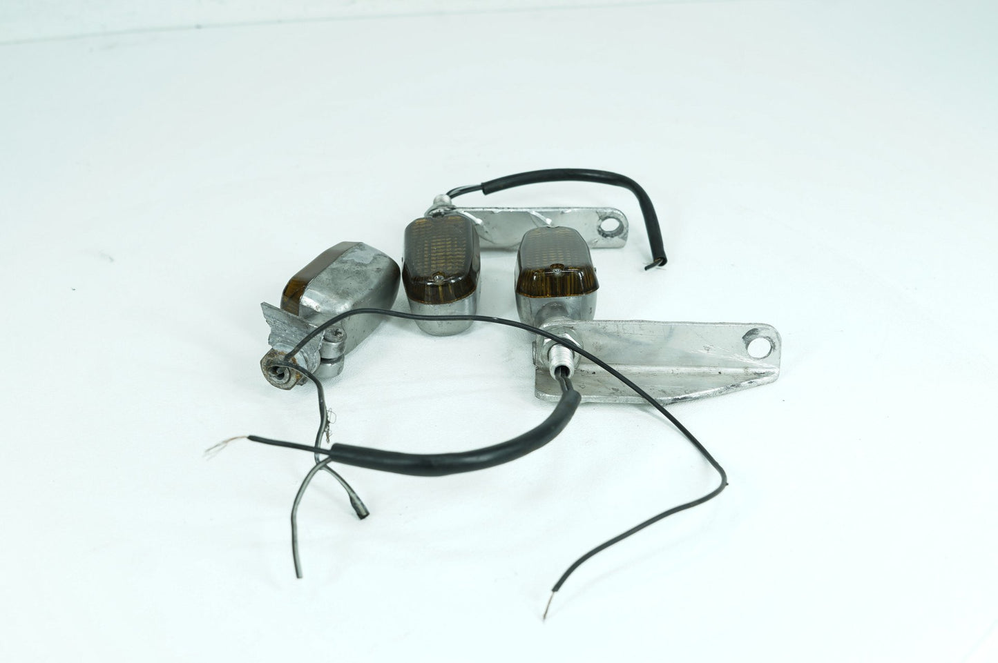 1984 - 1990 Harley-Davidson Sportster Evolution Front Left Right Turn Signal Indicators 68405-86