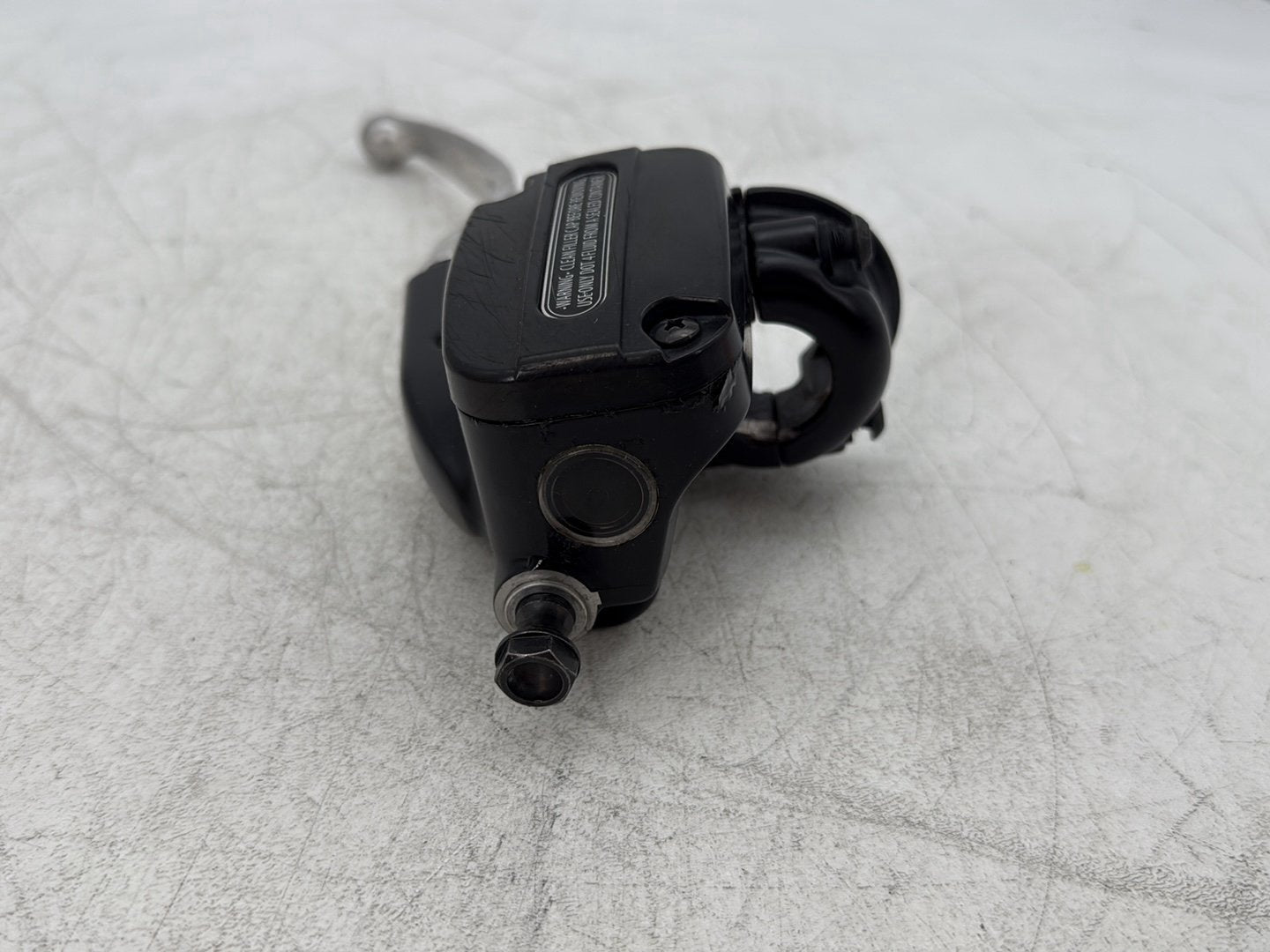2010 Harley Street Glide Touring FLHX OEM Front Right Brake Lever Master Cylinder