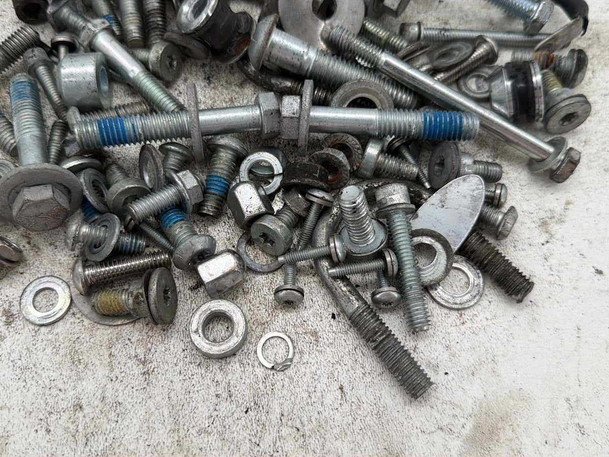 2014 Harley Dyna Low Rider FXDL OEM Hardware Bolts Nuts & Brackets