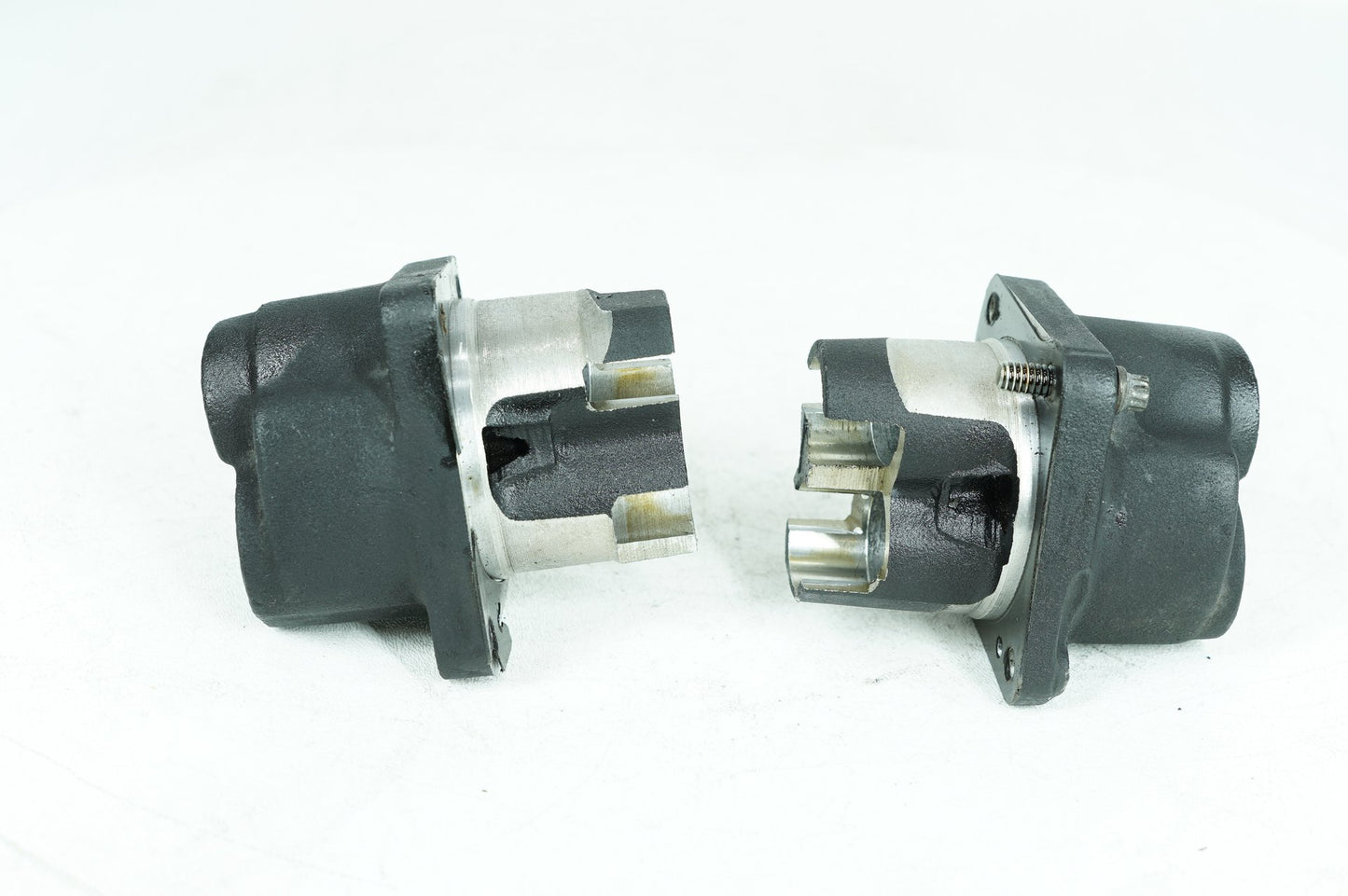 1984 - 1998 Harley-Davidson Touring Electra Glide Ultra Tappet Engine Lifter Chrome Covers  	18622-85B