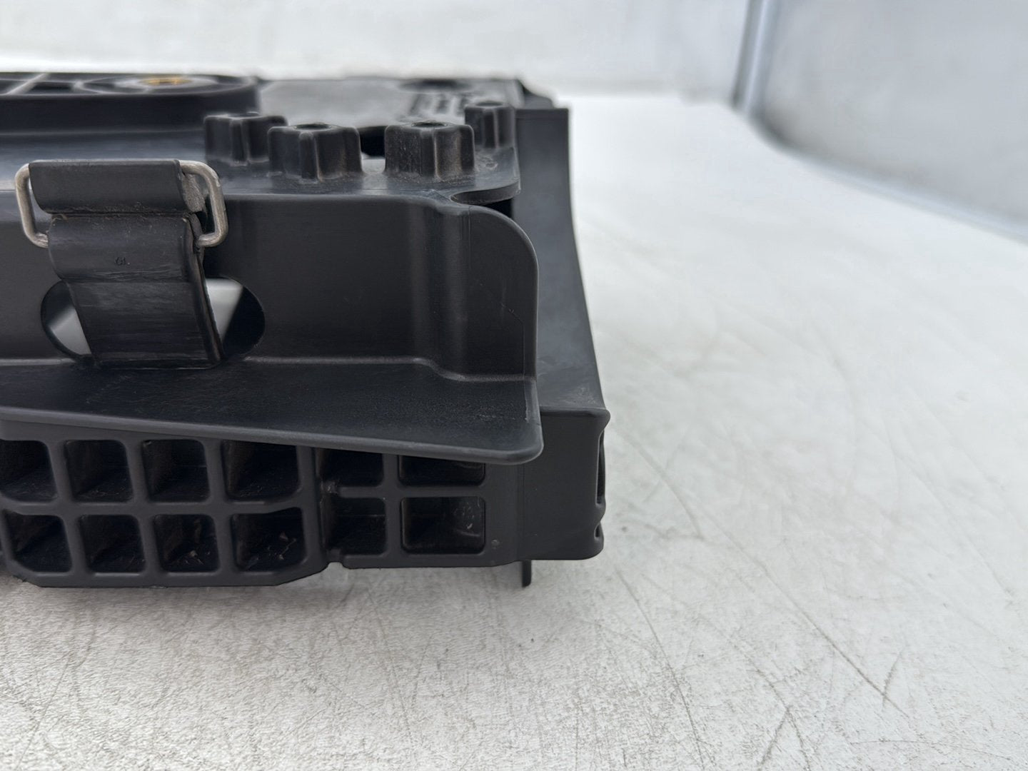 2010 Harley Dyna Fat Bob FXDF OEM Battery Tray Bracket Holder Carrier