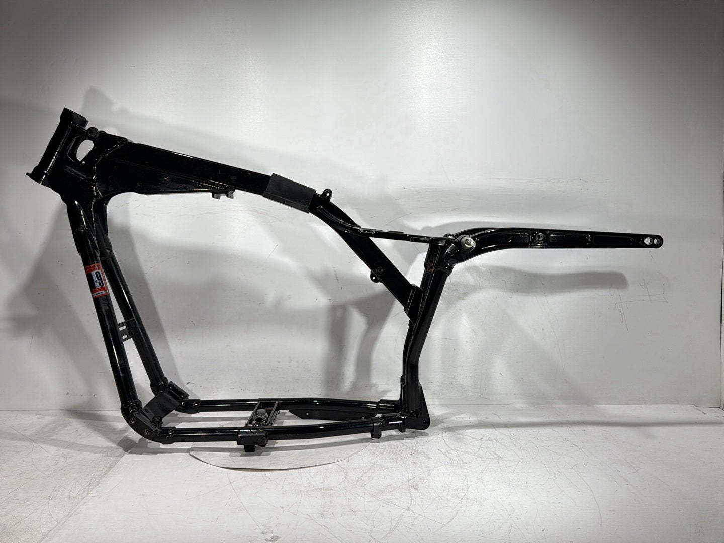 2010 Harley Dyna Fat Bob FXDF OEM Body Main Frame Chassis SLVG