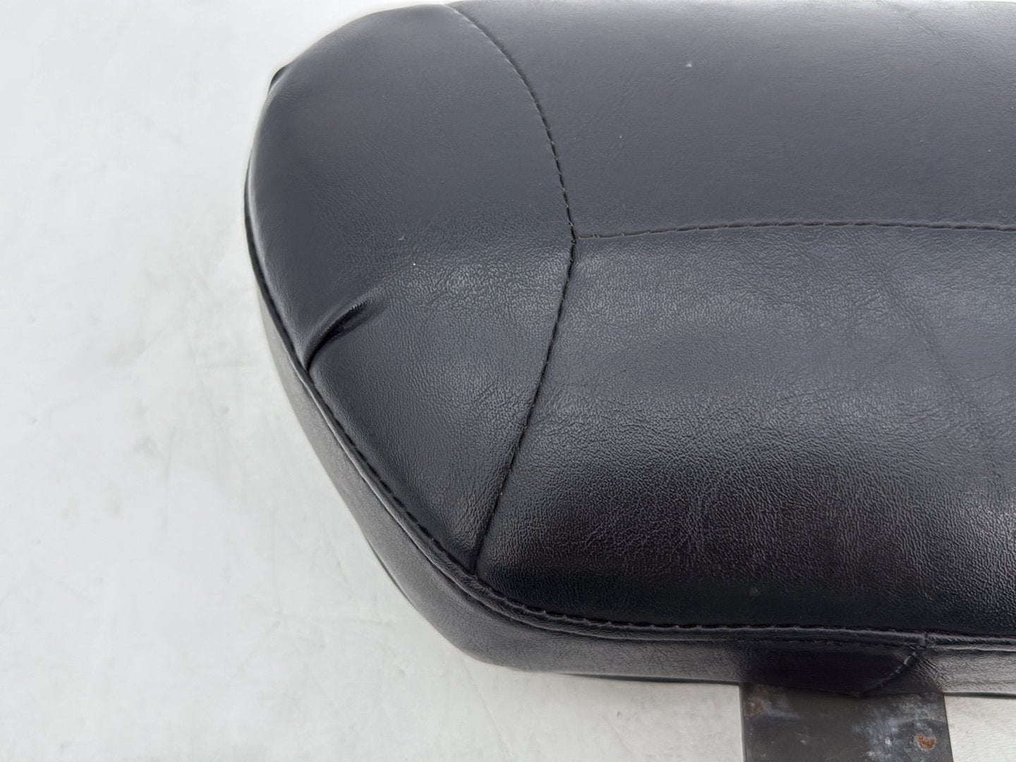 2008 Harley Touring FLHTCU Electra Glide Ultra OEM Rider Driver Backrest Adjustable Cushion Pad