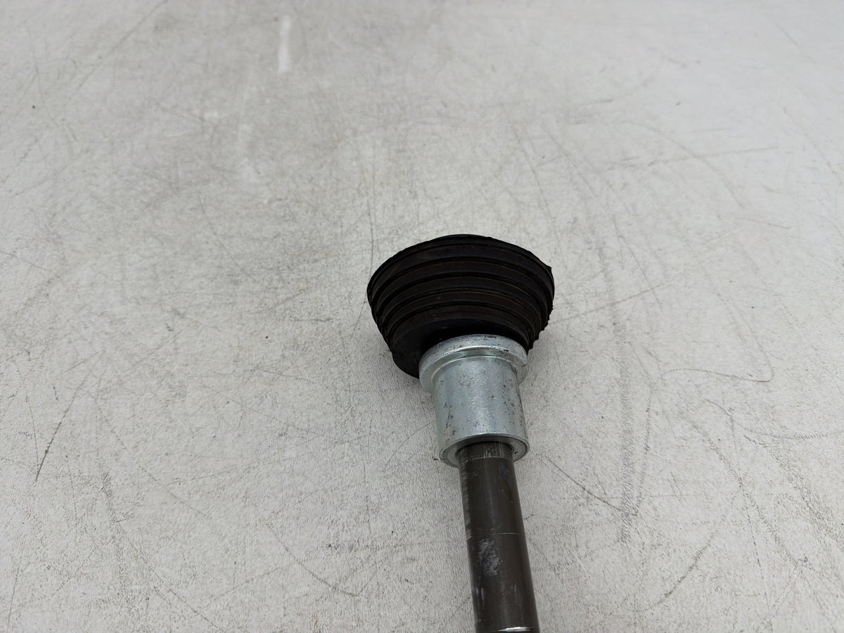 09 Harley Electra Touring CVO Screamin Eagle Rear Fork Swingarm Pivot Bolt Shaft