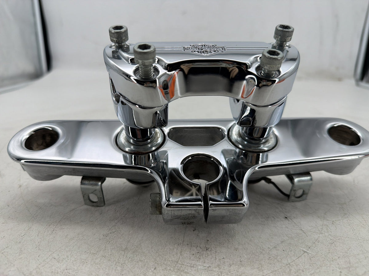 2001 Harley Heritage Softail Classic FLSTC OEM Front Fork Upper Triple Tree