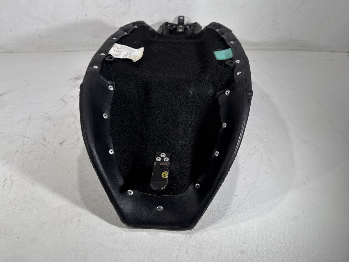 06 Harley Street Glide Touring FLHX Passenger Rider Driver Seat Saddle SADDLEMEN