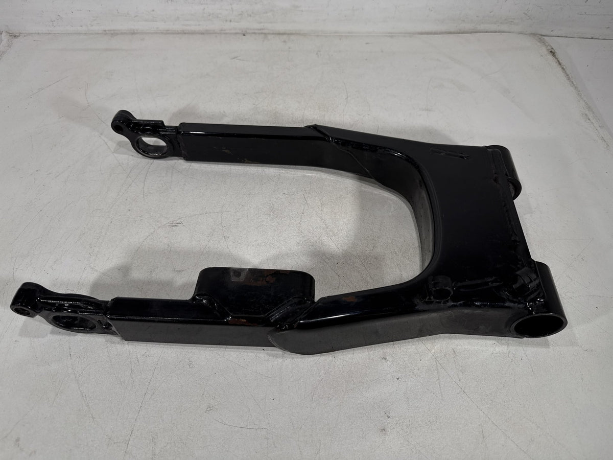 2002 Harley Electra Glide Touring Classic OEM Rear Fork Swingarm Swing Arm