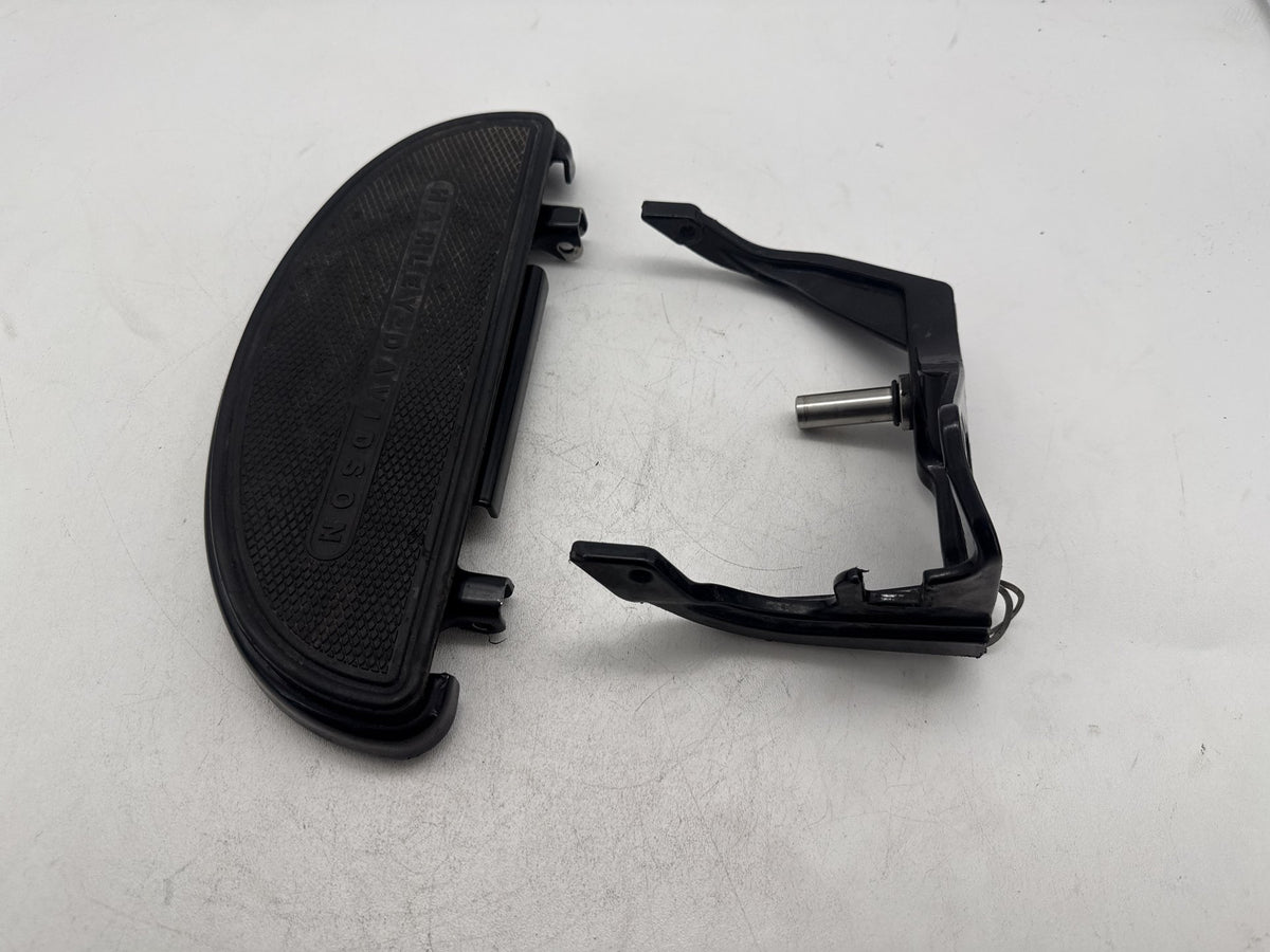 2014 Harley Softail Slim FLS OEM Right Driver 1 Floorboard Foot Rest