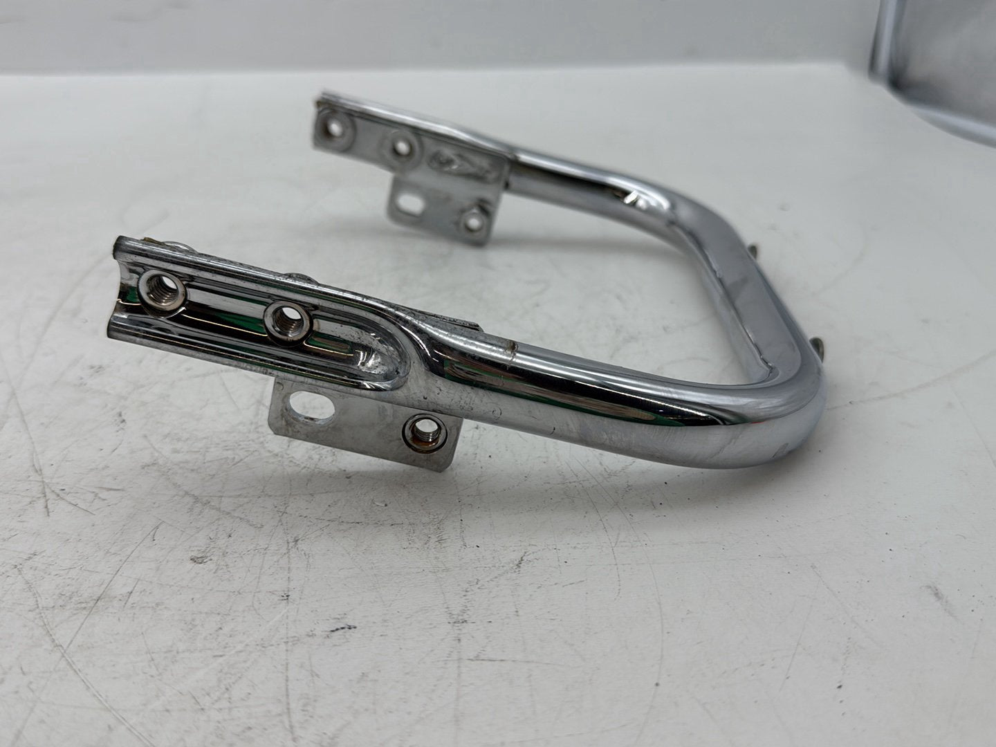 2005 Harley Touring FLHRCI Road King Classic OEM Rear License Plate Support Bar Holder