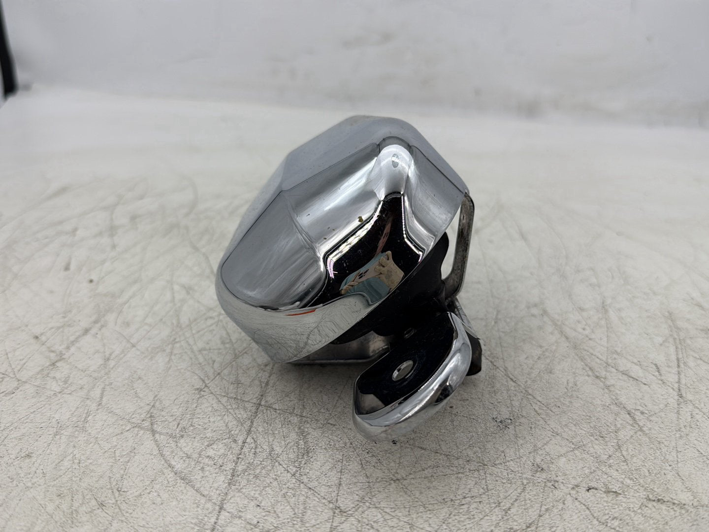 2015 Harley Road Glide Touring FLTRXS OEM Horn Signal Klaxon Chrome Cover