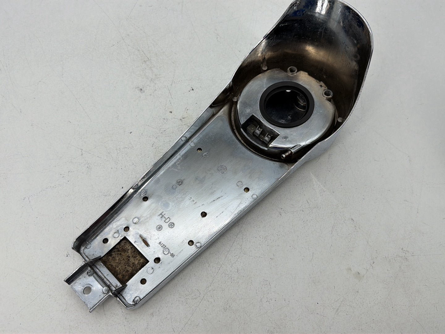 1984 - 1998 Harley-Davidson Touring Electra Glide Classic Fuel Gas Tank Dash Console NOKey  	61282-03
