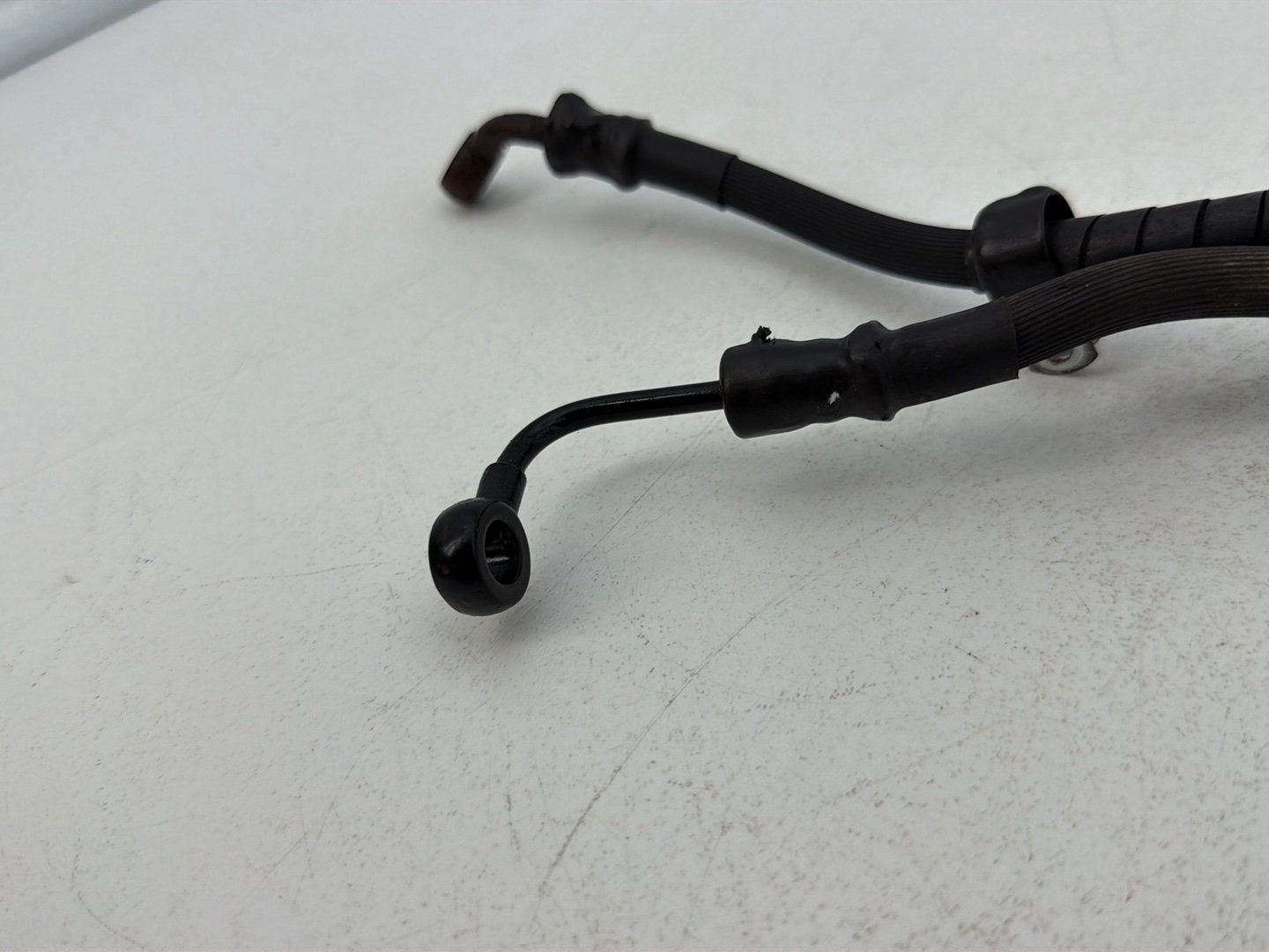 1984 - 1998 Harley-Davidson Touring Electra Glide Classic Rear Brake Hose Line Pipe