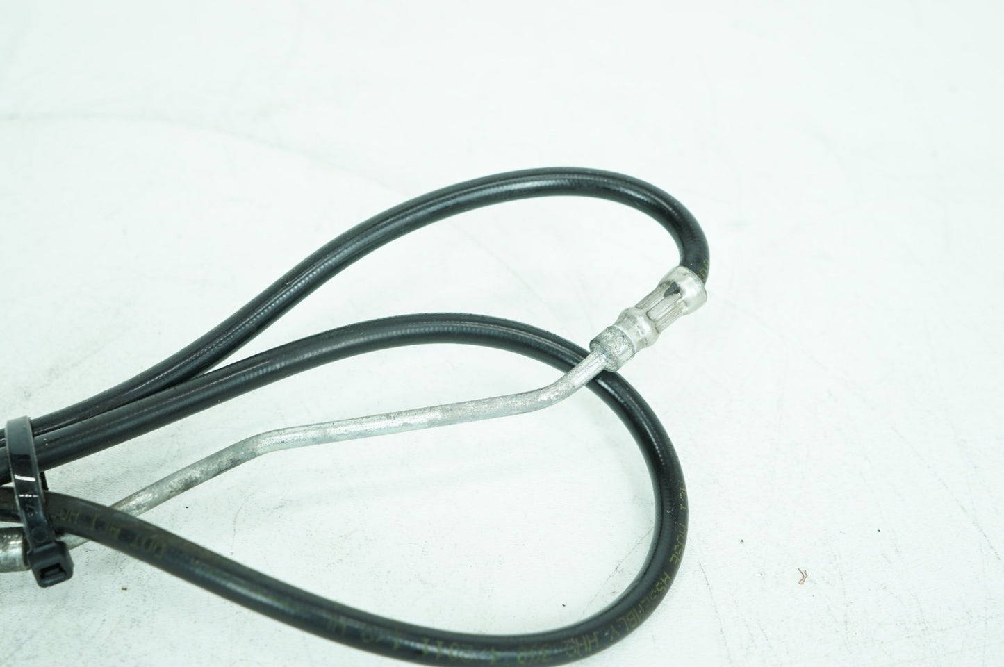 2011 Harley Touring FLHX Street Glide OEM Front Brake Hose Line Pipe ABS