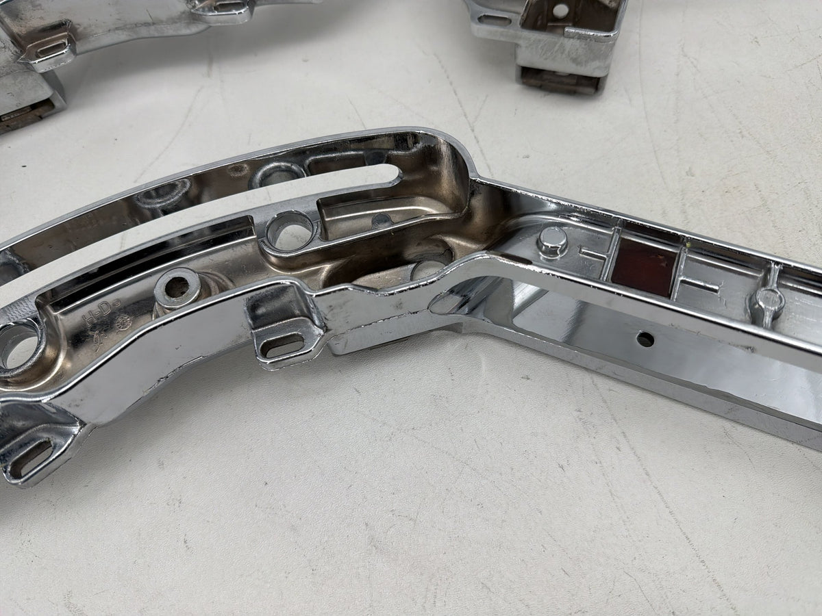 2016 Harley Road Glide Touring OEM Left Right Saddlebag Fender Struts Brackets