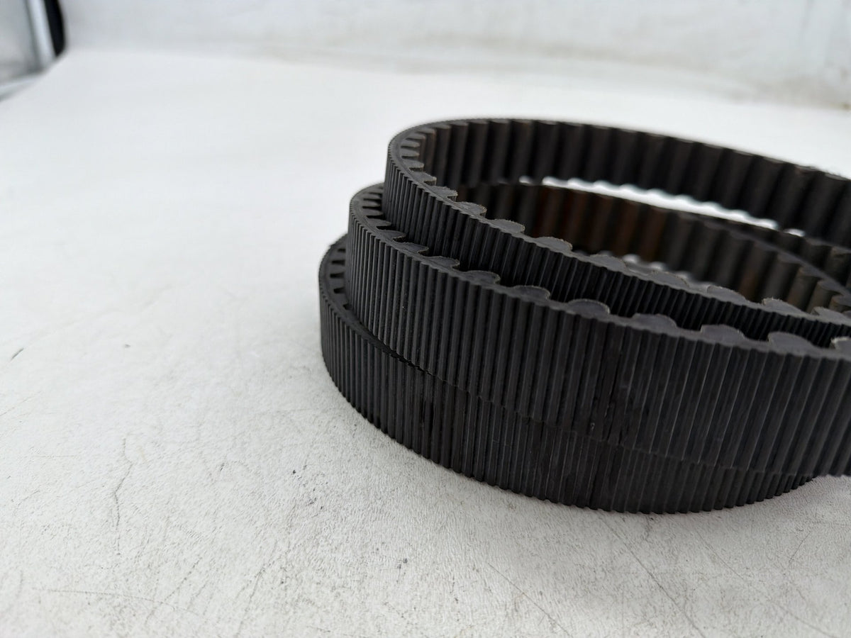 2003 Harley Softail Deuce FXSTDI OEM Rear Drive Belt 40307-00B 135T 1-1/8"