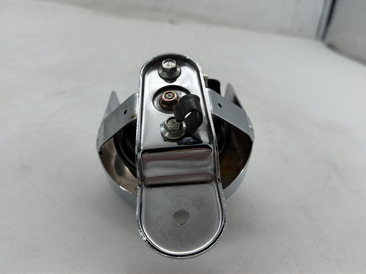 2007 Harley Street Glide Touring FLHX OEM Horn Signal Klaxon Chrome Cover