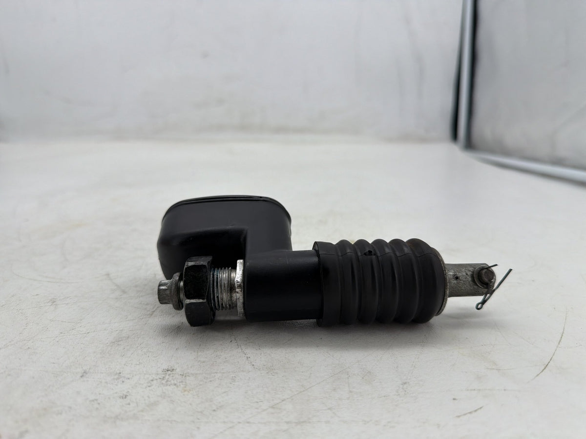 2001 Harley Softail Deuce FXSTD OEM Rear Brake Master Cylinder Reservoir