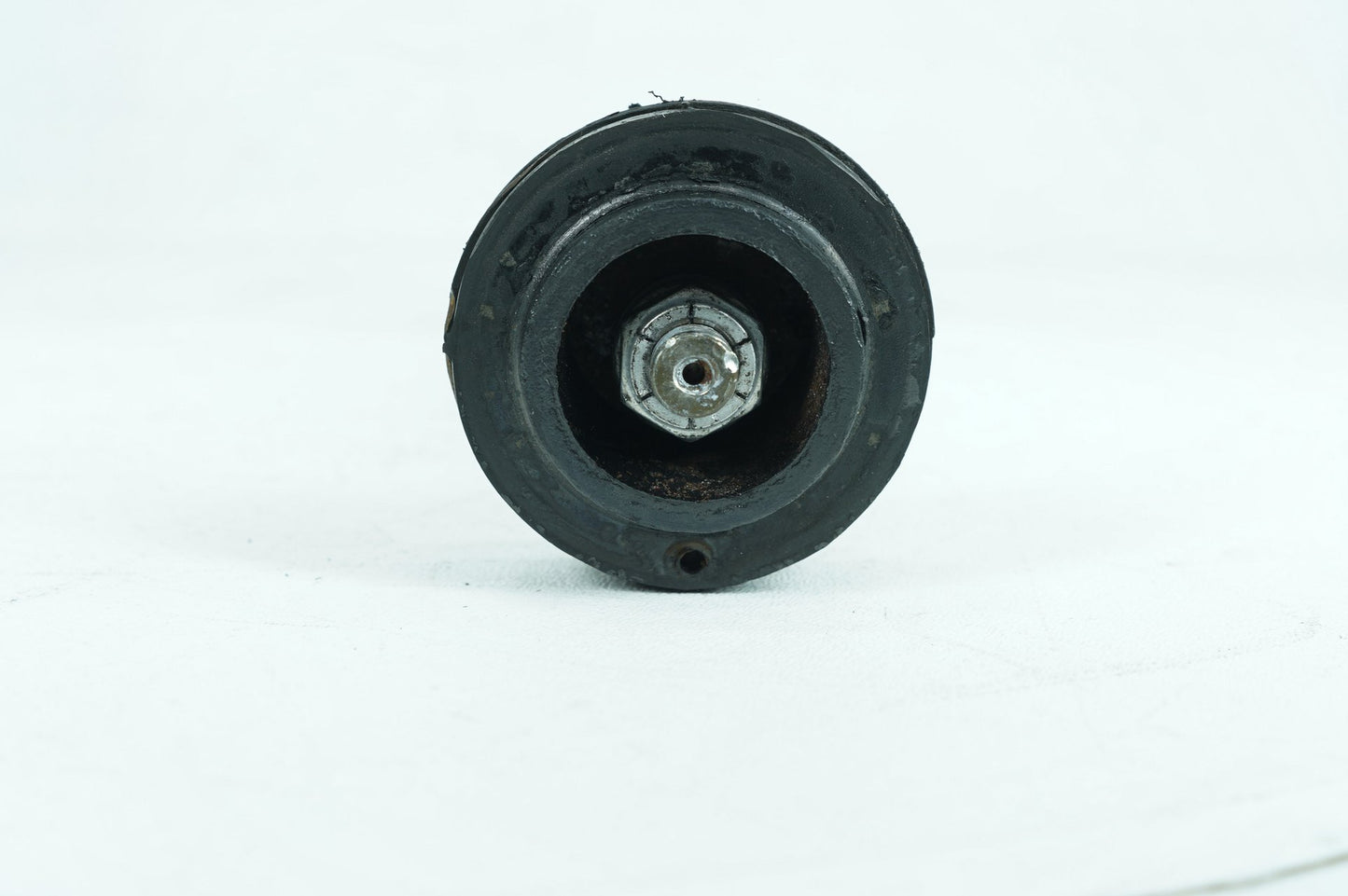 1999 - 2006 Harley-Davidson Touring Electra Glide Classic Rear Fork Swingarm Pivot Bolt Shaft 47492-89A