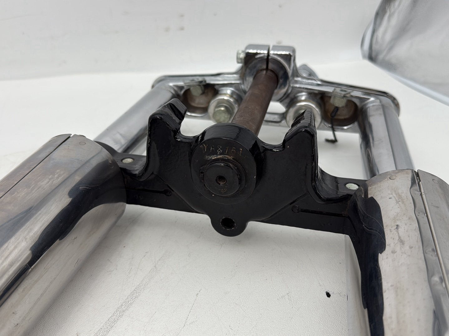 1999 - 2006 Harley-Davidson Softail Heritage Front Triple Tree Set & LH RH Fork Legs Sliders 45605-00 ,  45930-00