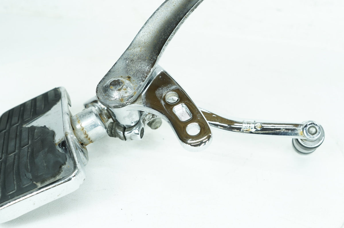 2005 Harley Dyna FXDLI Low Rider OEM Left Driver Foot Controls Peg Rest
