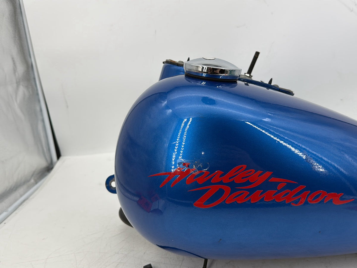 2006 Harley Touring FLHRI Road King OEM Fuel Gas Tank Gasoline Reservoir