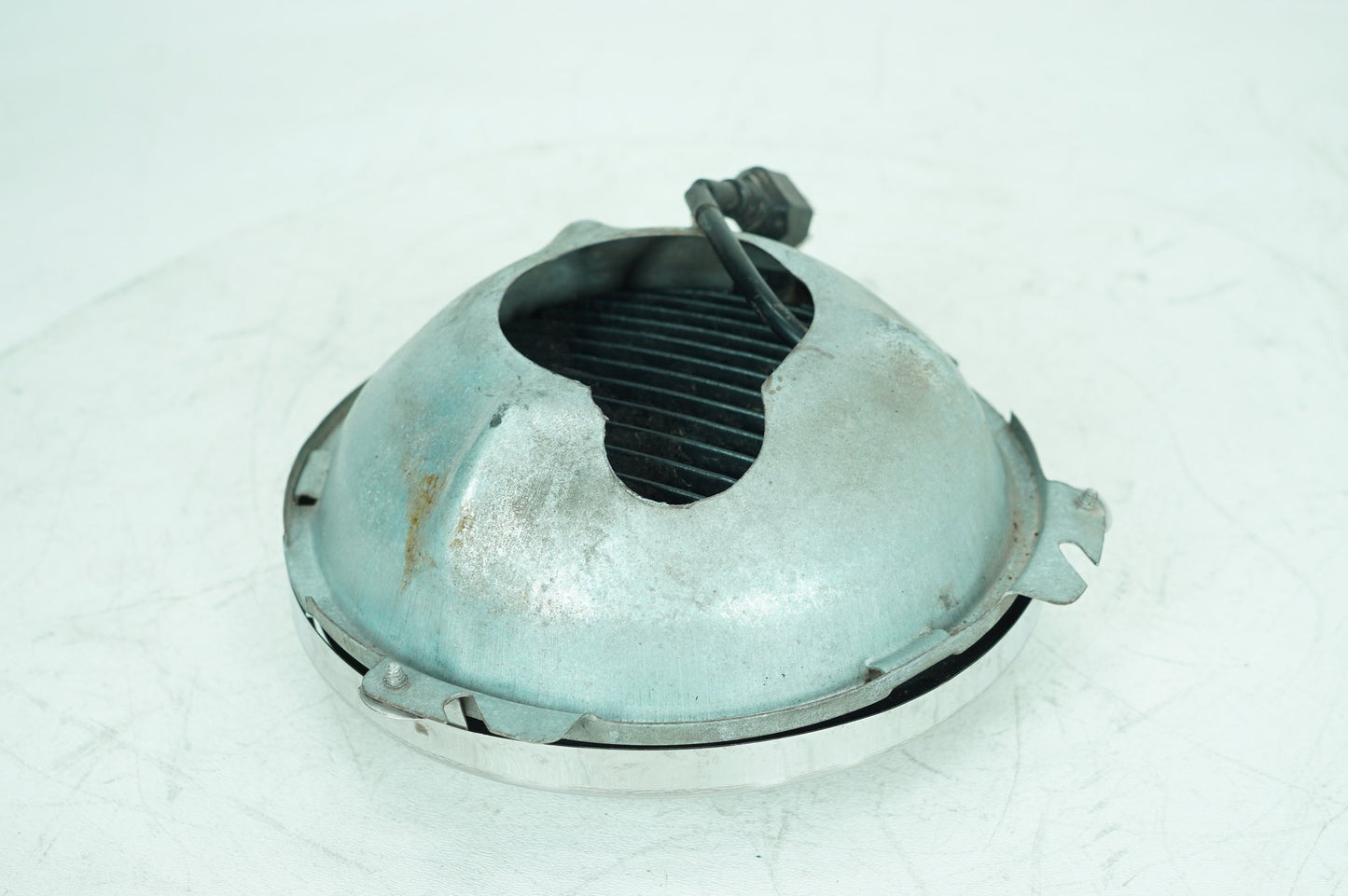 1999 - 2006 Harley-Davidson Touring Road King Police Headlight Headlamp Head Lamp Light LED 67702-81A