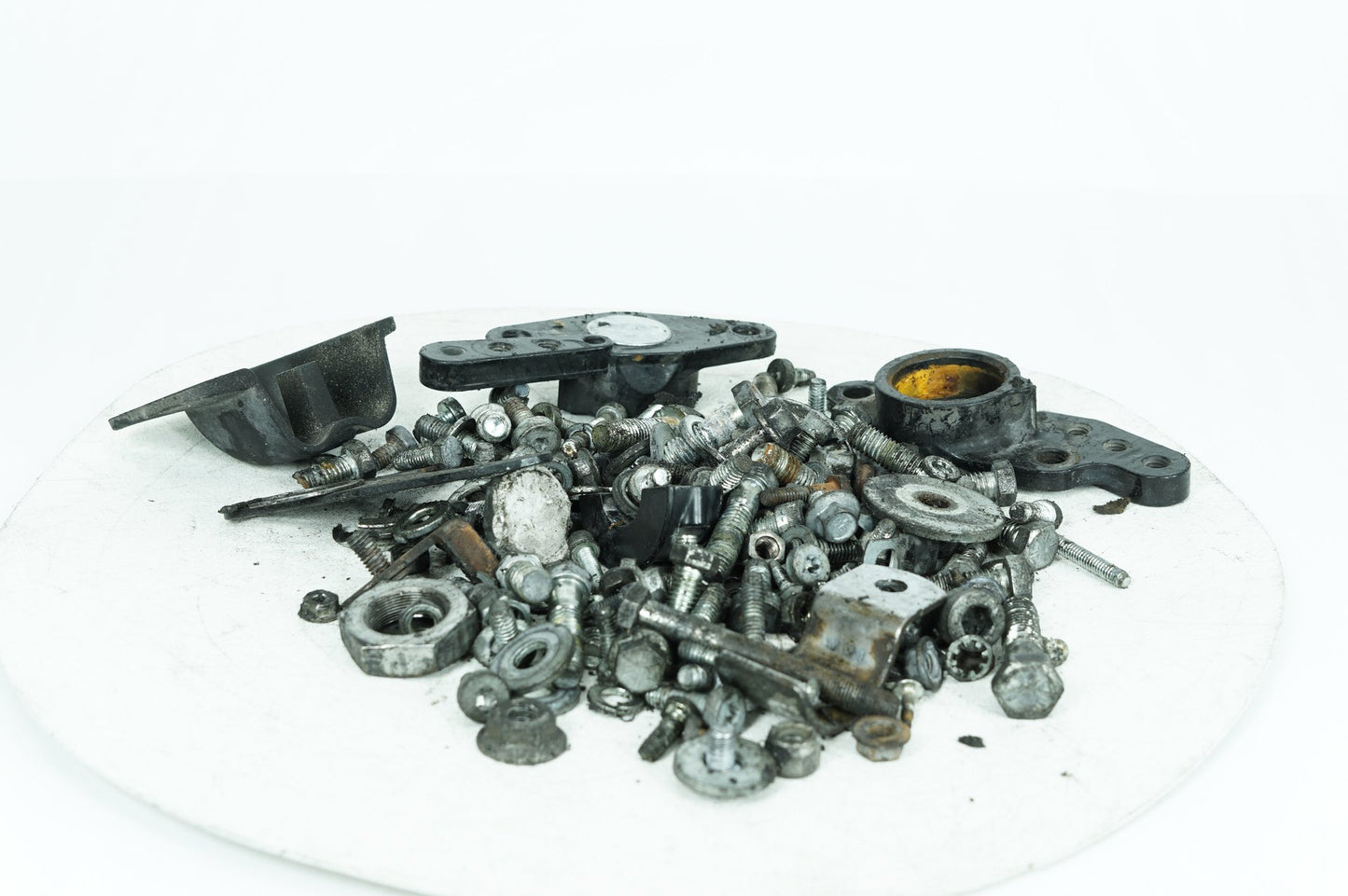 1999 - 2006 Harley-Davidson Touring Electra Glide Ultra Hardware Bolts Nuts & Brackets