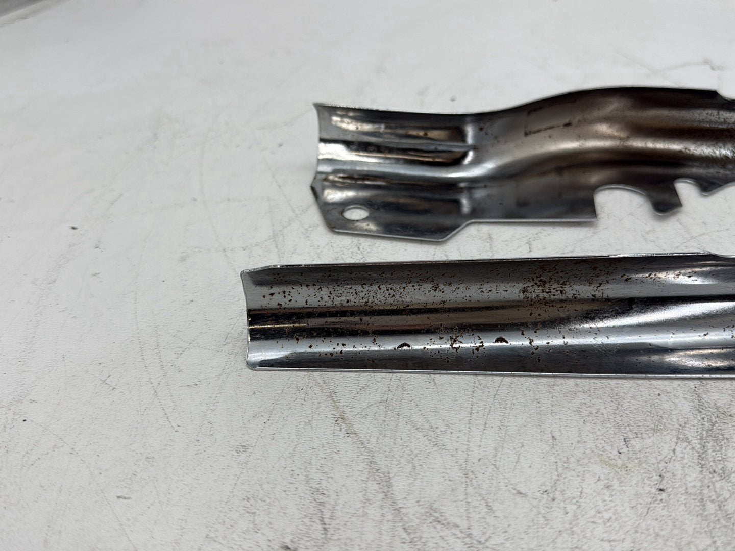 1996 Harley Electra Glide Touring FLHT OEM Rear Left Right Fender Struts Bracket