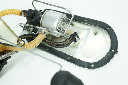 2000 - 2006 Harley-Davidson Touring CVO Screamin Eagle Road King Fuel Pump Gas Gasoline Petrol Sending 62897-01B