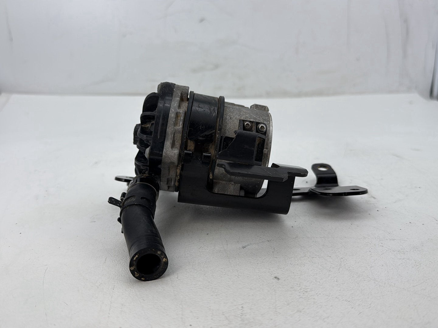 2014 Harley Electra Glide Touring CVO Screamin Eagle OEM Engine Coolant Motor Water Pump