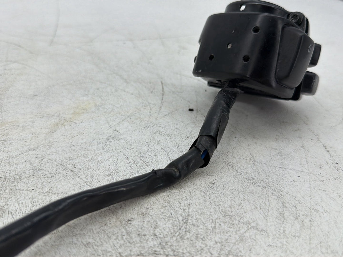 2006 Harley Dyna Super Glide FXDI Left Turn Signal Headlight Switch Control