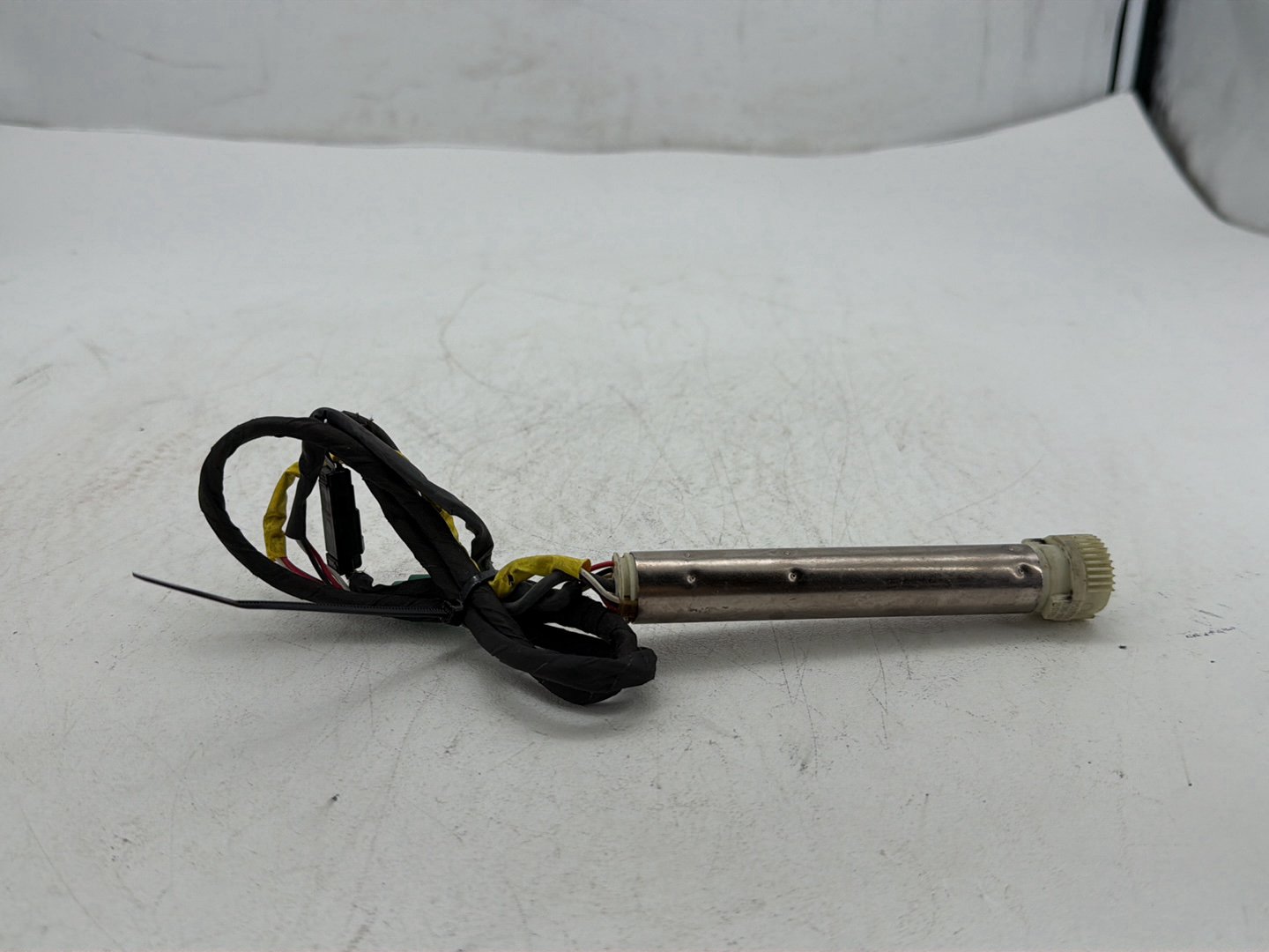 2013 Harley Street Glide Touring OEM Twist Grip Ride Fly By Wire Throttle Sensor