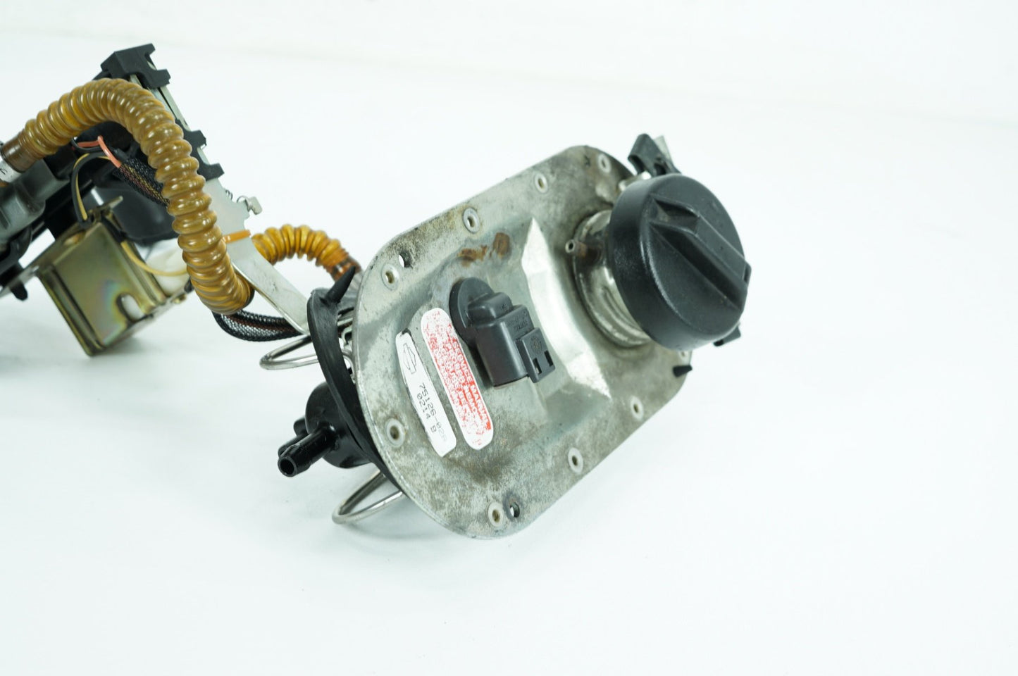 2004 Harley-Davidson Touring FLHTCUI - Fuel Pump Gas Gasoline Petrol Sending PN: 75126-02C