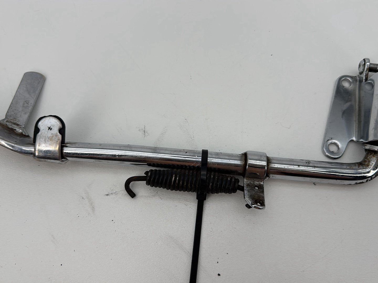 1999 - 2006 Harley-Davidson Touring Electra Glide Classic Left Side Jiffy Kick Stand & Spring 50075-83B