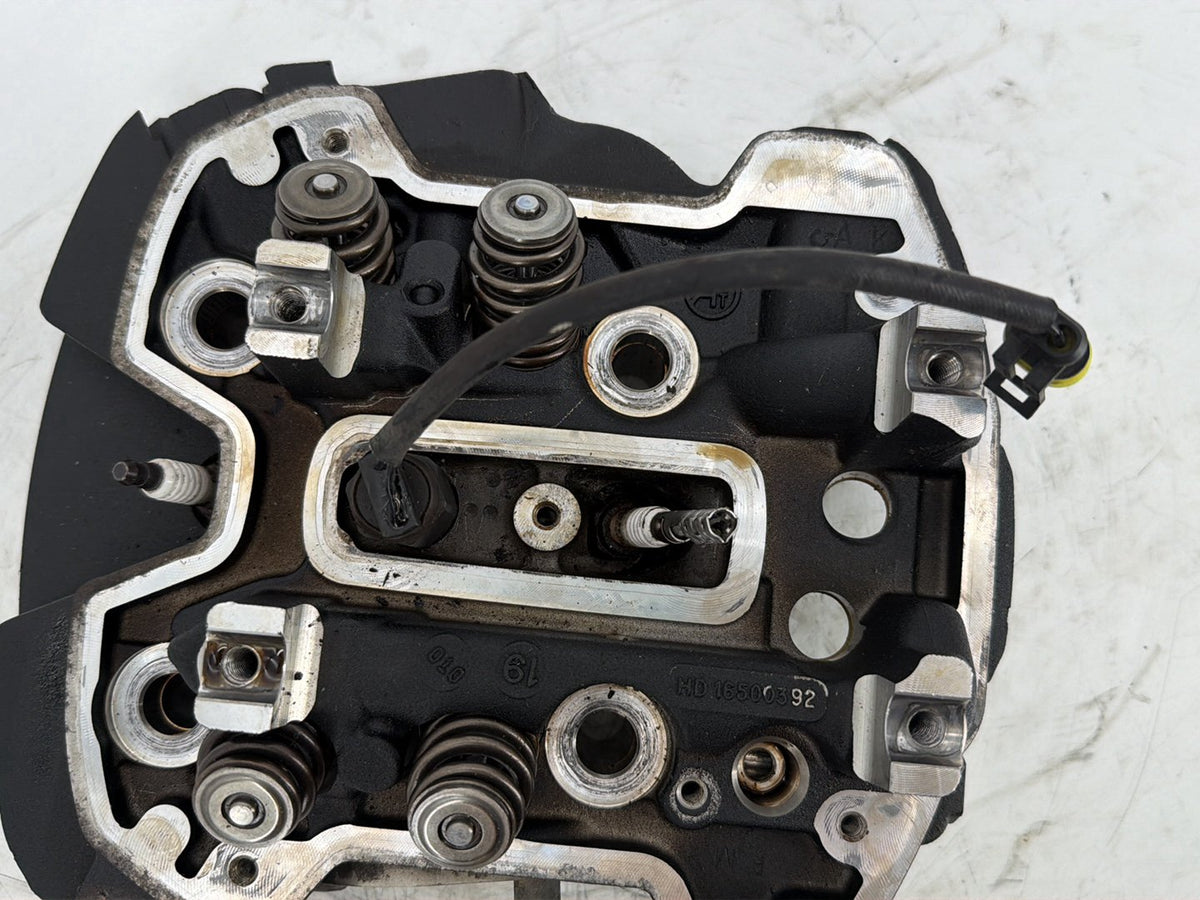 2019 Harley Touring FLHT Electra Glide OEM Front Twin Cam Engine Cylinder Head