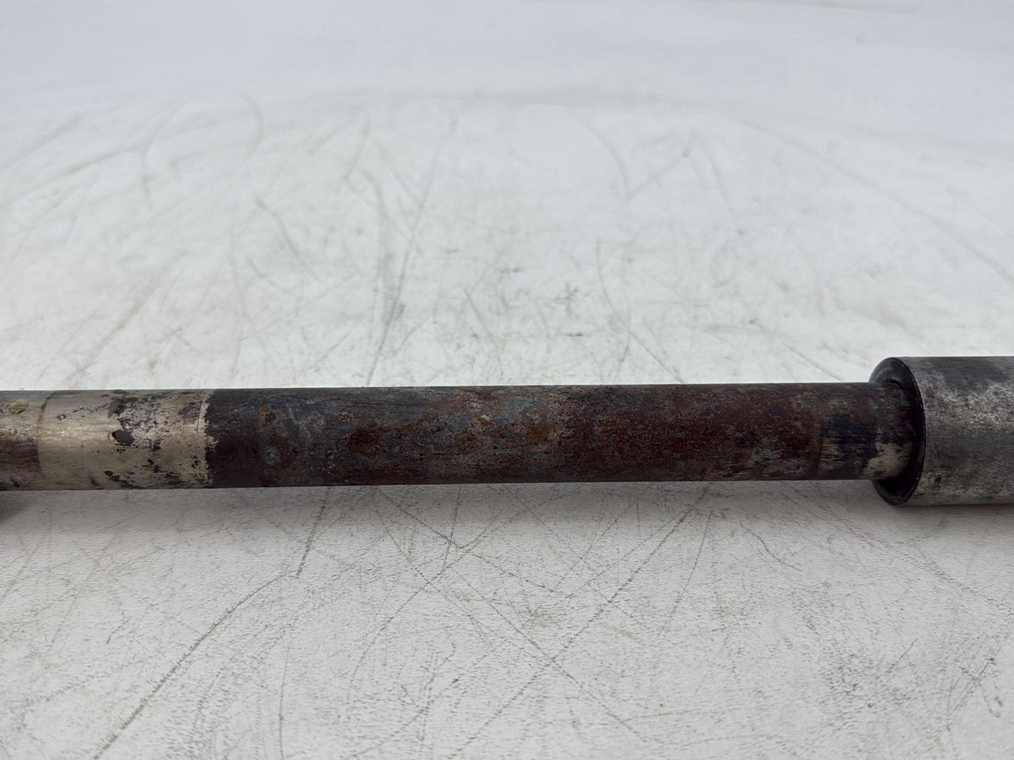 2008 Harley Sportster XL883L 883 Low OEM Rear Wheel Axle Bolt Shaft 41176-08