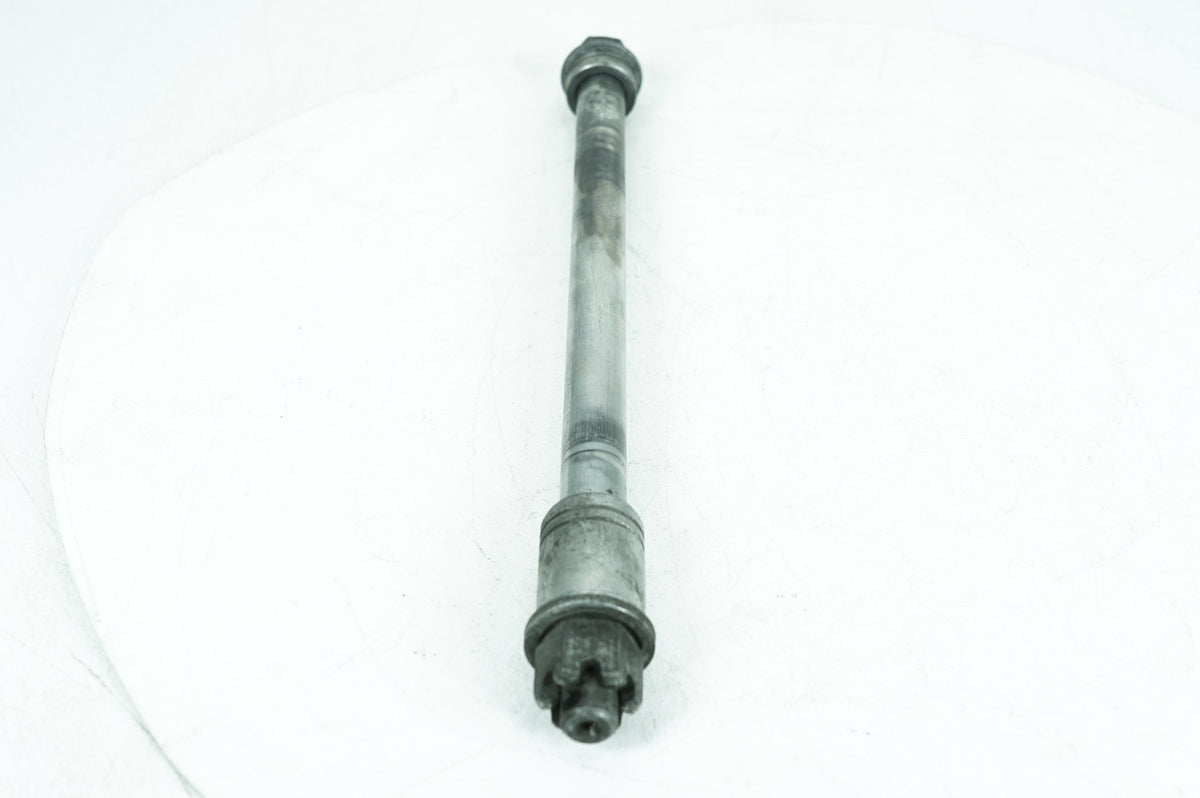 1999 - 2006 Harley-Davidson Touring Road King Classic Rear Wheel Axle Bolt Shaft  	41110-89