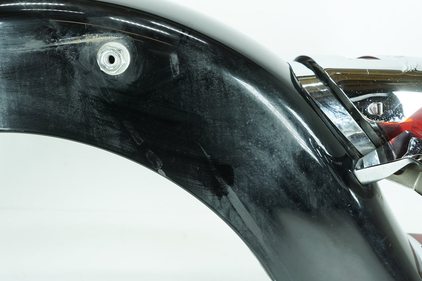 1999 - 2006 Harley-Davidson Touring Electra Glide Classic Rear Wheel Fender & Turn Signals Bar 59579-01B