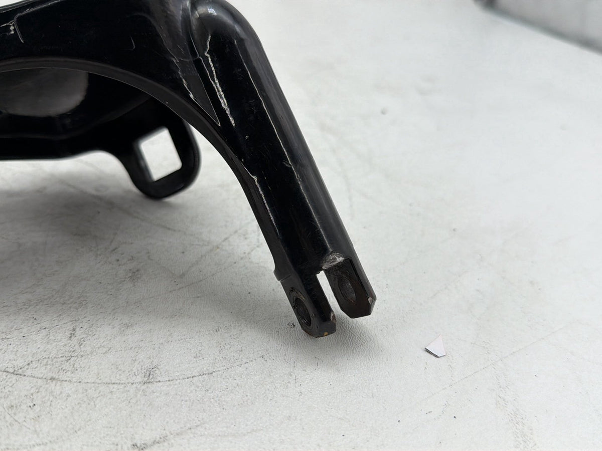 2003 Harley Softail Deuce FXSTD OEM Right 1 Footboard Mount Bracket