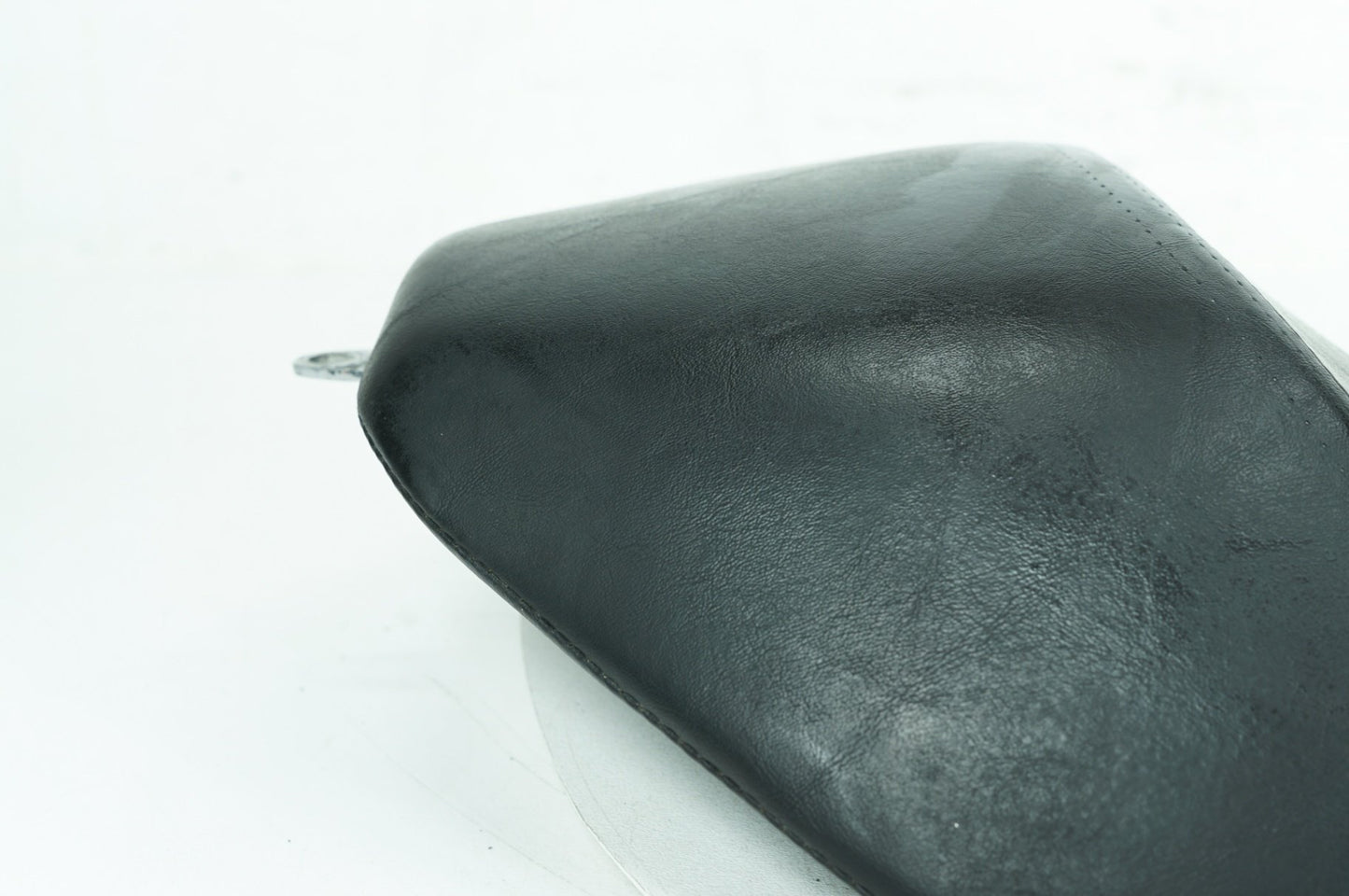 2004 - 2013 Harley-Davidson Sportster Low Rider Driver Solo Seat Pillion 51532-04