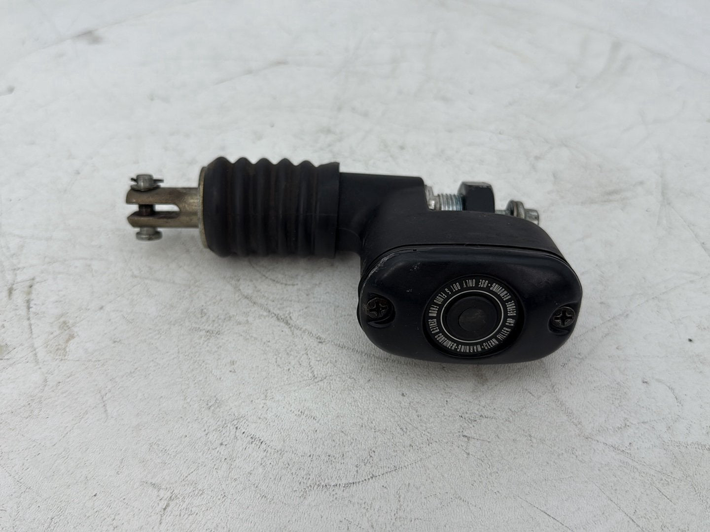 1999 - 2006 Harley-Davidson Touring Electra Glide Ultra Rear Brake Master Cylinder Reservoir 41755-99B