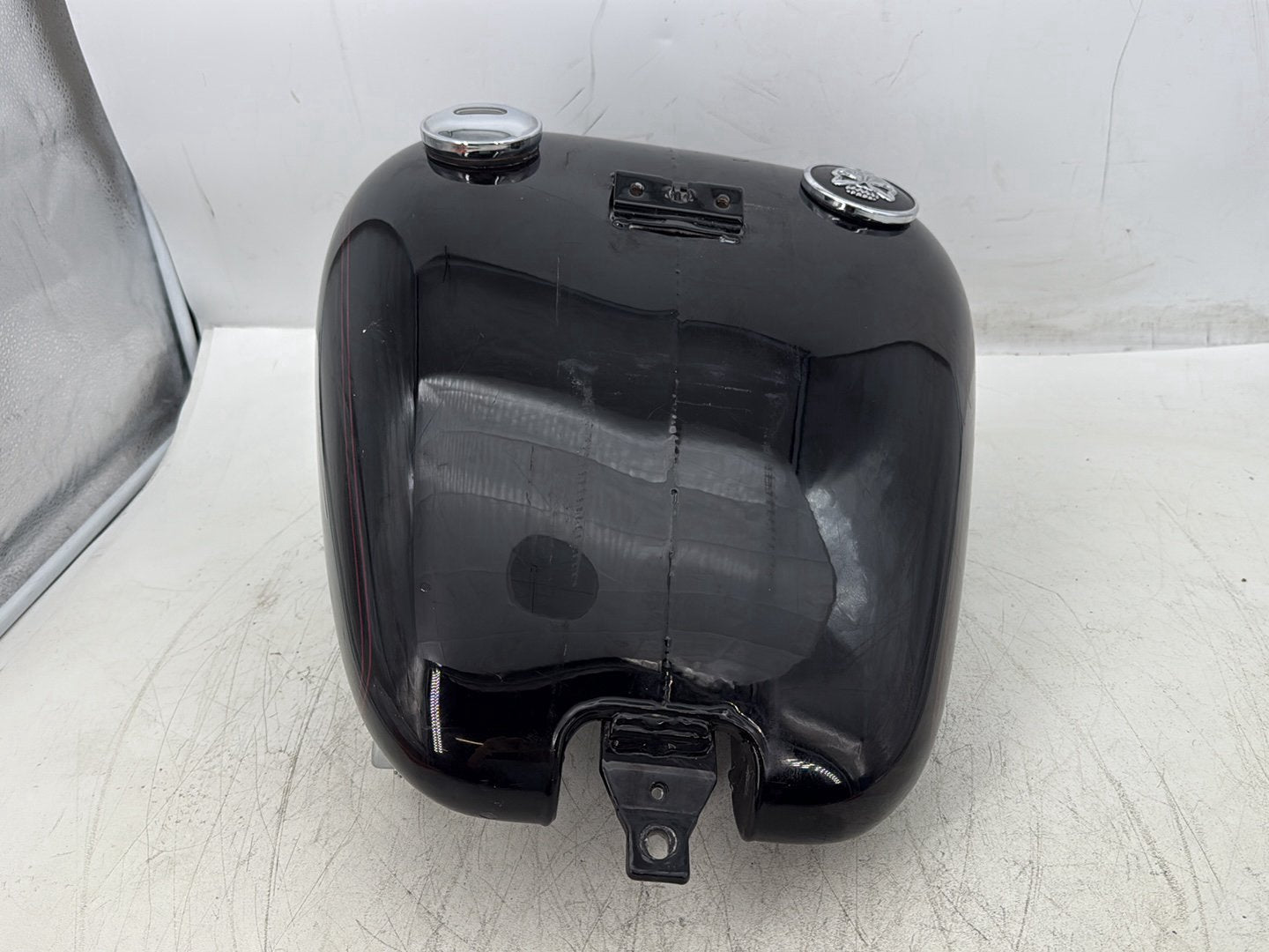 2000 Harley Softail FLSTC Heritage Classic OEM Fuel Gas Tank Gasoline Reservoir