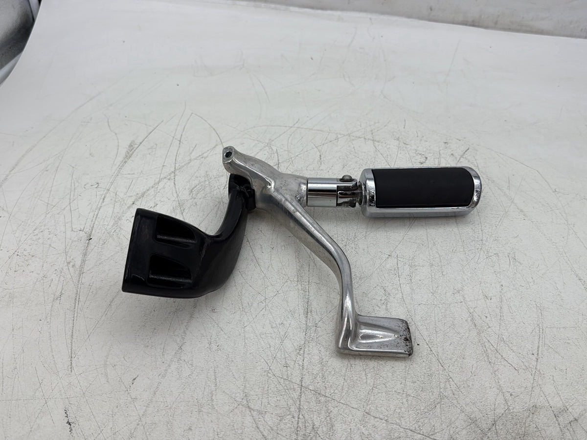2006 Harley Sportster XL883L 883 Low Left Right Foot Brake Control Pegs SKULL