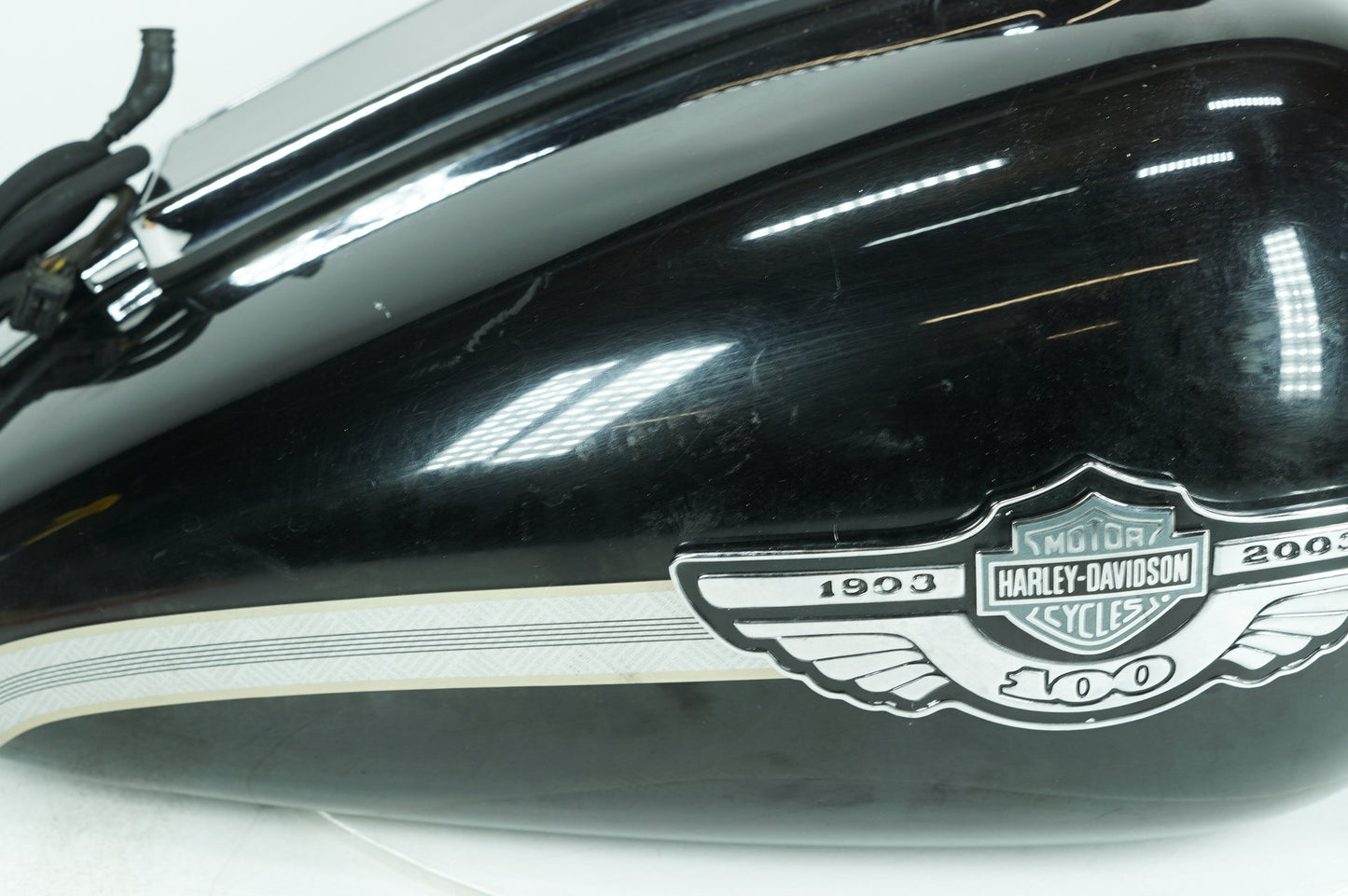 1999 - 2006 Harley-Davidson Touring Electra Glide Classic Fuel Gas Tank Gasoline Reservoir 61356-03 , 62230-03A , 62231-03A