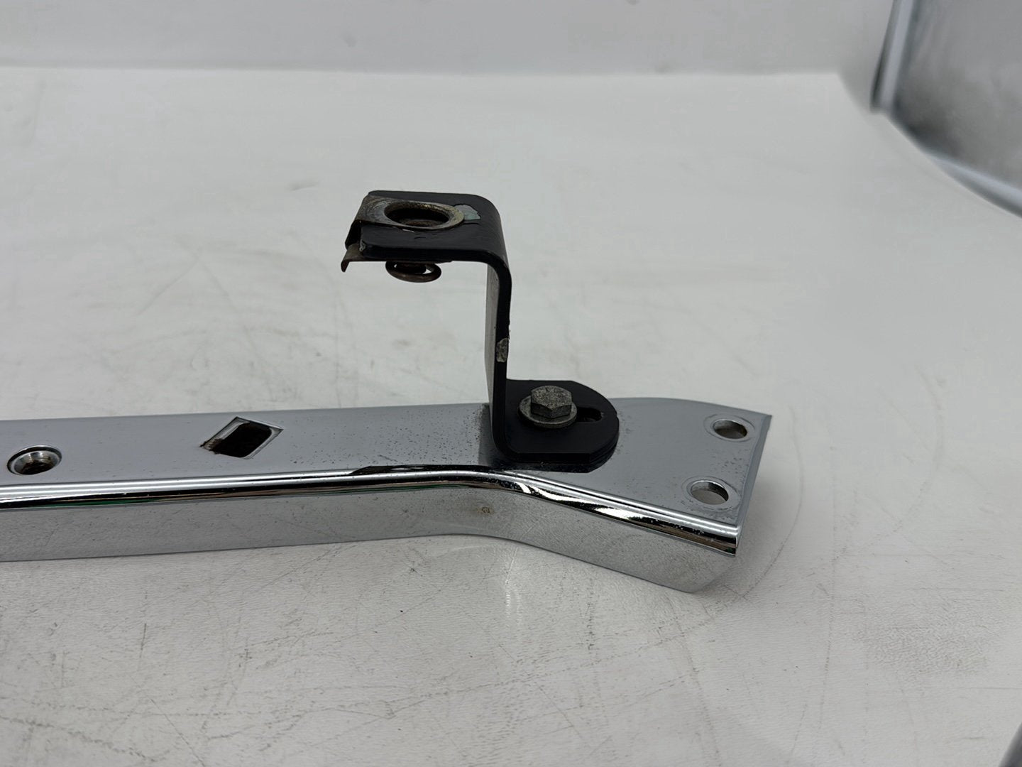 2008 Harley Touring FLHTCU Electra Glide Ultra OEM Left Right Saddlebag Fender Struts Brackets