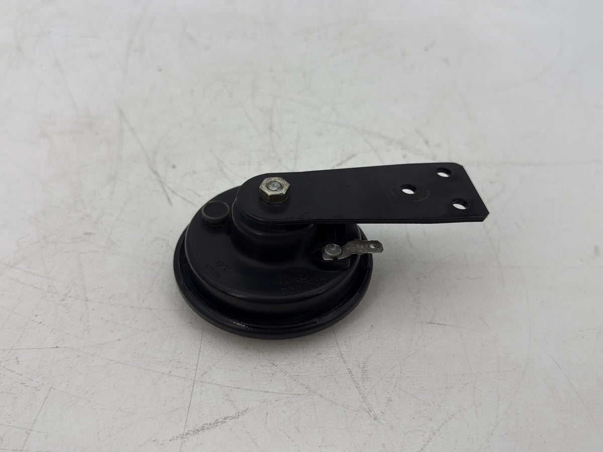 2006 Harley Sportster XL883C 883 Custom OEM Signal Horn Klaxon Beep 69043-96A